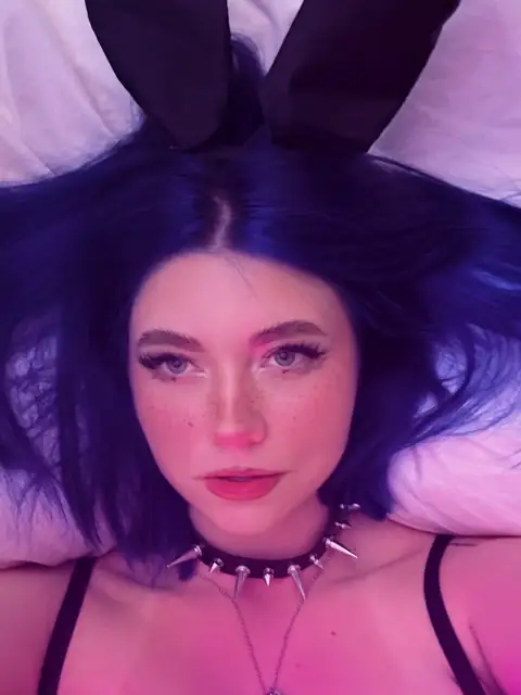 Polly on OnlyFans