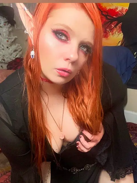 ScarletteLittleOfficial