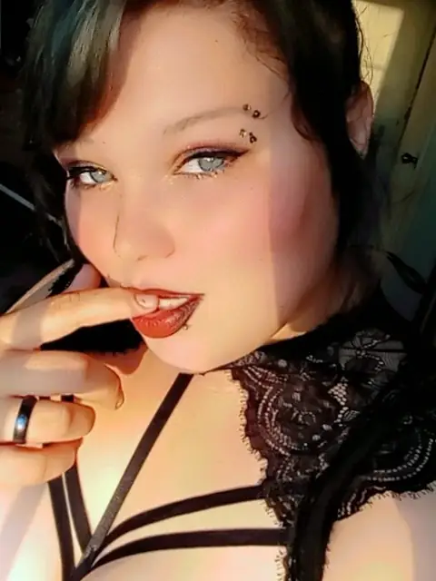 Raychelle