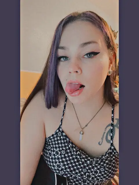 𝕕𝕒𝕟𝕚𝕜𝕒 𝕓𝕝𝕒𝕫𝕖 💖
