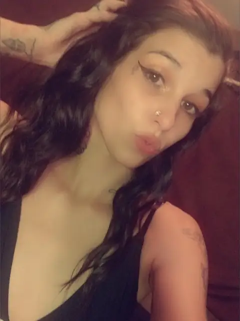 Roselavalle15 on OnlyFans
