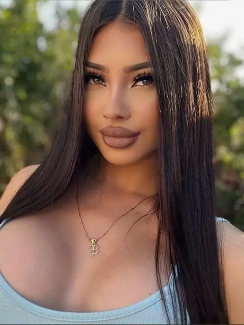 🍒𝙍𝙖𝙞𝙨𝙖 • 𝙛𝙧𝙚𝙚🧊