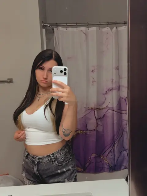 Isila Mackenzie (Free Account)