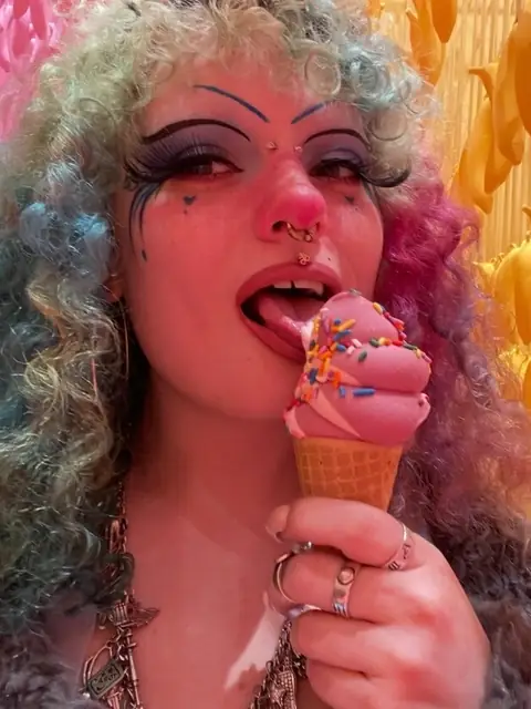 Madilyn Dame