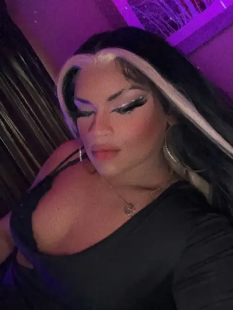 Thunder Khunt (Trans) on OnlyFans