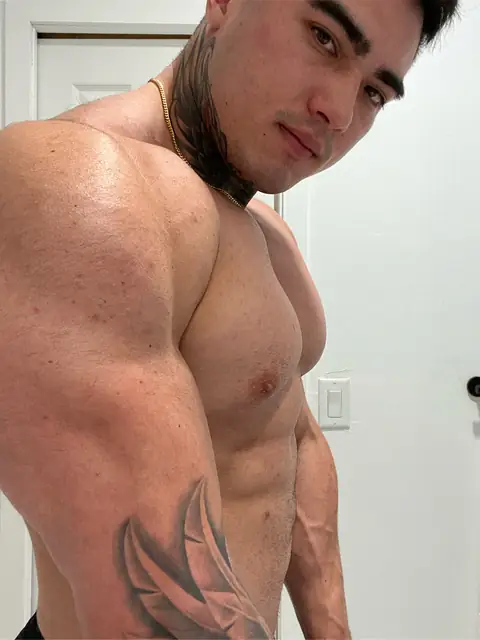 Axel Kane on OnlyFans