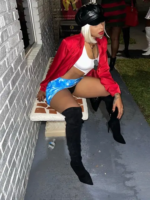 S H O W T I M E 😈