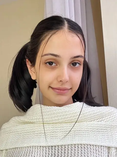 Ava 🍓