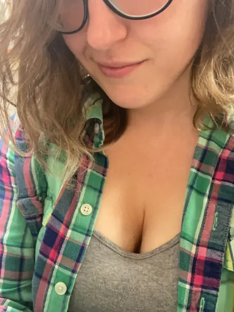 Amelia Meundava on OnlyFans