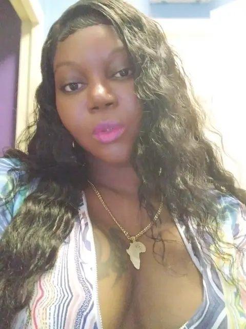 ♥ Hollyhoodxxx♥ FREE onlyfans (Trans)