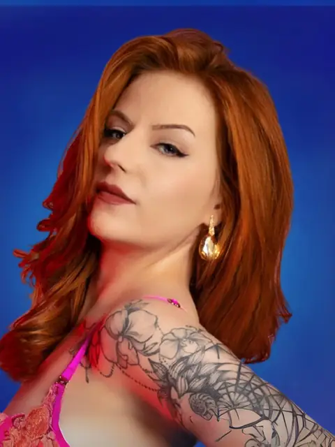 Dominatrix Mistress Lola Ruin