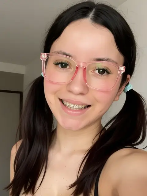 Abby (just turned 18 🥺)