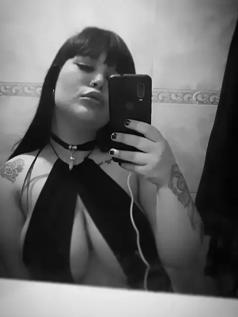 Rose on OnlyFans