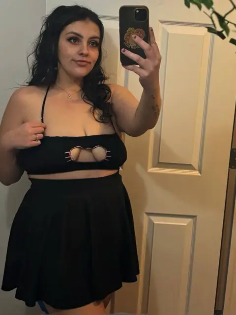 Natasha 💋 Free Shows Daily!
