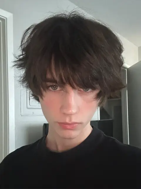 tris on OnlyFans