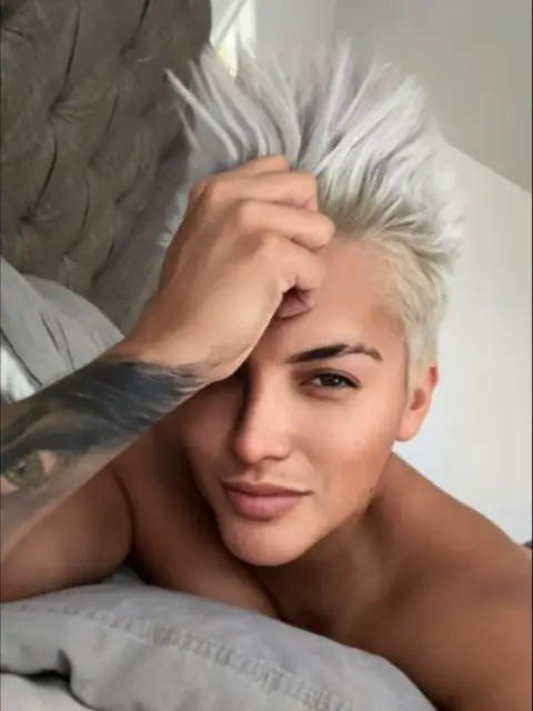 Sayra on OnlyFans