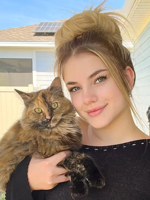 Baylee on OnlyFans