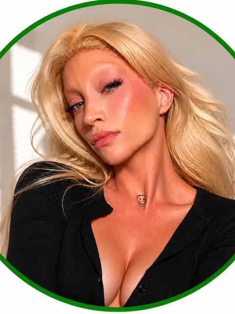 Bella Sky on OnlyFans