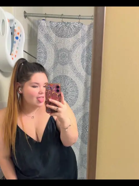 Julia on OnlyFans