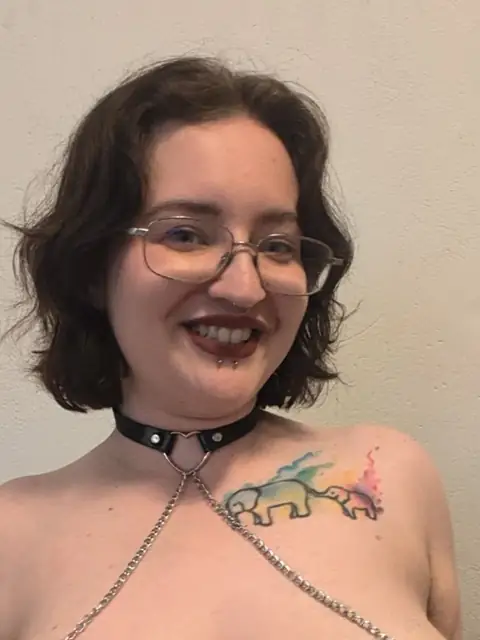 𝓔𝓵𝓲𝔃𝓪 𝓛𝓾𝔁𝓮💕HOUR customs💦kinks😈free lives