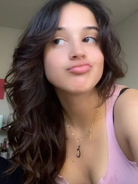 cassi :) on OnlyFans