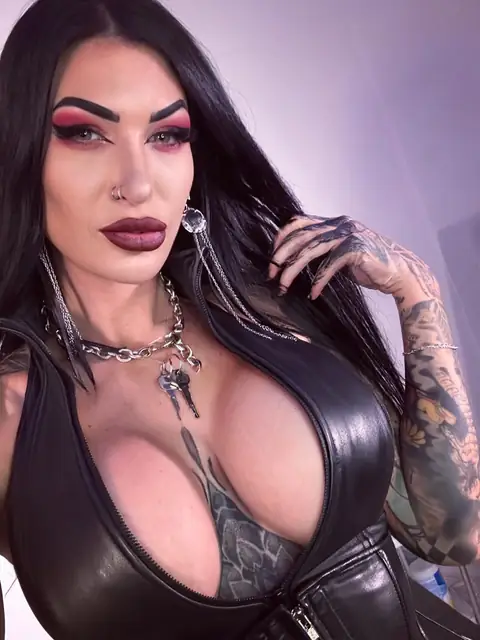 Mistress Damazonia