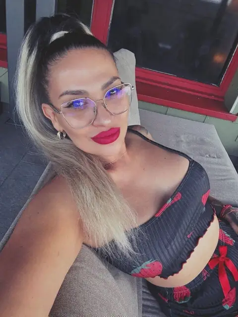 Adelina 💎