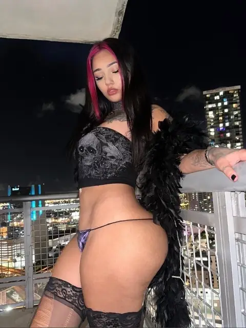 Mulan Vuitton on OnlyFans