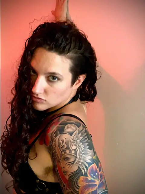 Queen Rose 🌹 1:1 Video Calls & Sexting 🌹