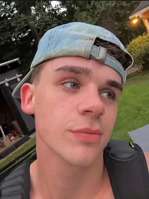 Tray on OnlyFans