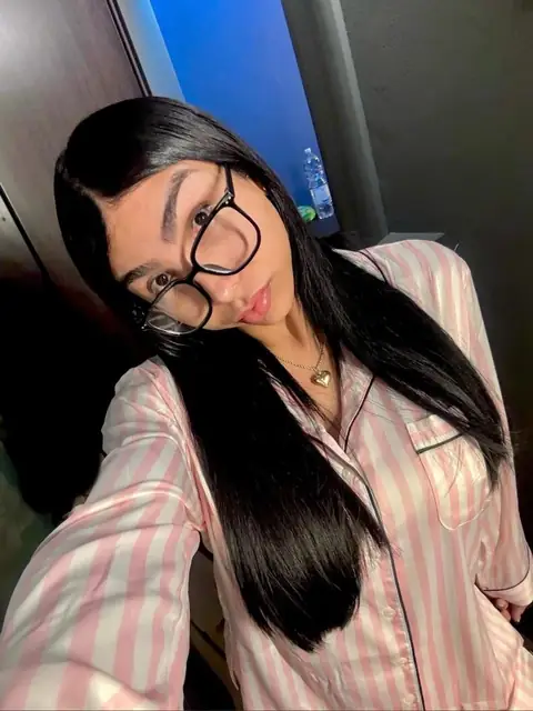 Yasmim Dornelles on OnlyFans