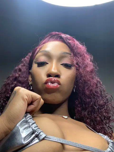 TheRealYummy enn on OnlyFans