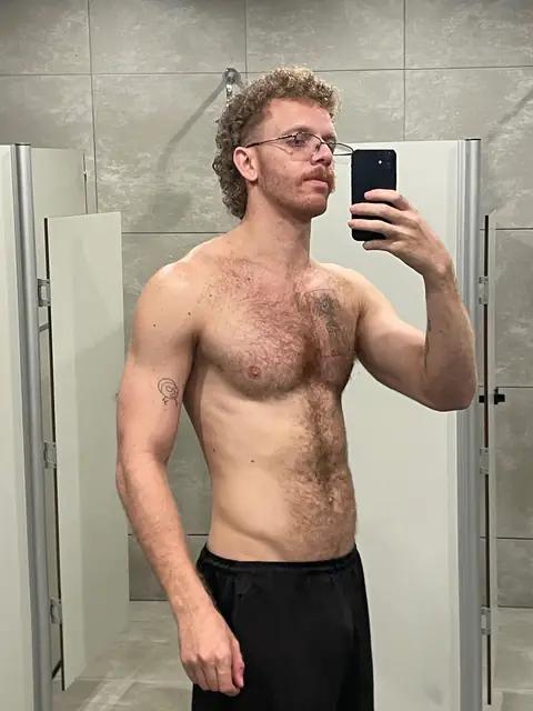 Hairy Hung Ginger