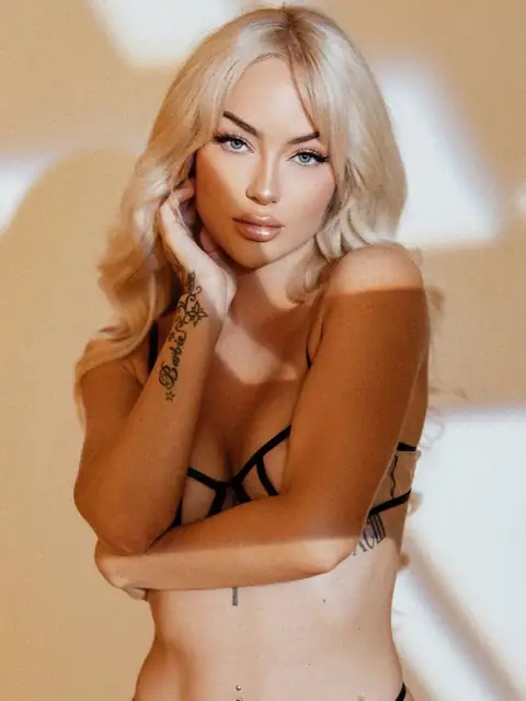 Lene Angelica 🇳🇴 VIKING girl!