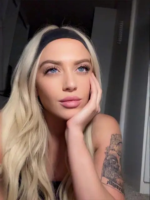 tatum :) on OnlyFans