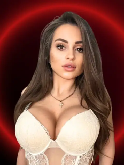 Bella Sun on OnlyFans