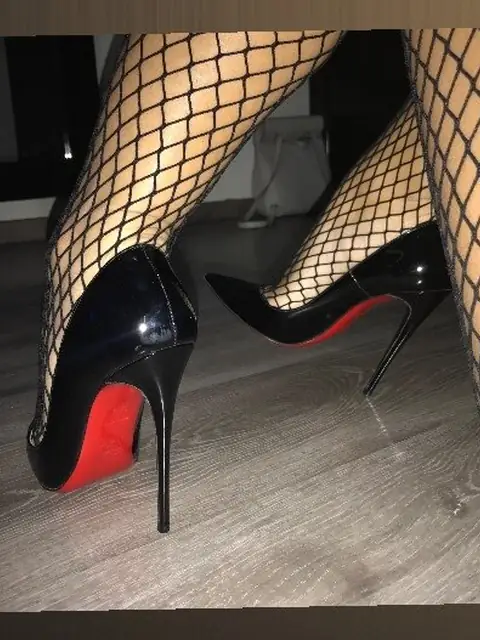 miss heelz
