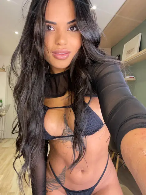 Geovanna Paes on OnlyFans