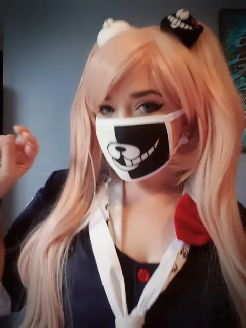Lucy on OnlyFans