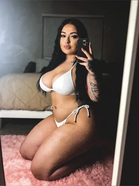 𝗩𝗜𝗗𝗘𝗢 𝗖𝗔𝗟𝗟? 𝐃𝐌 𝐌𝐄 📥