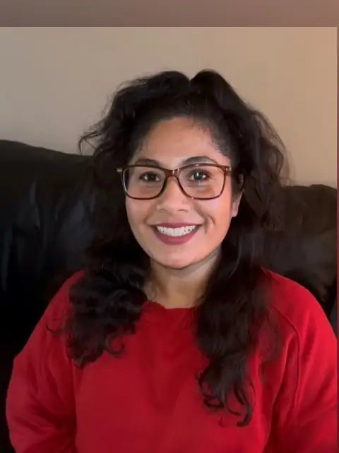 Juicy Teacher on OnlyFans