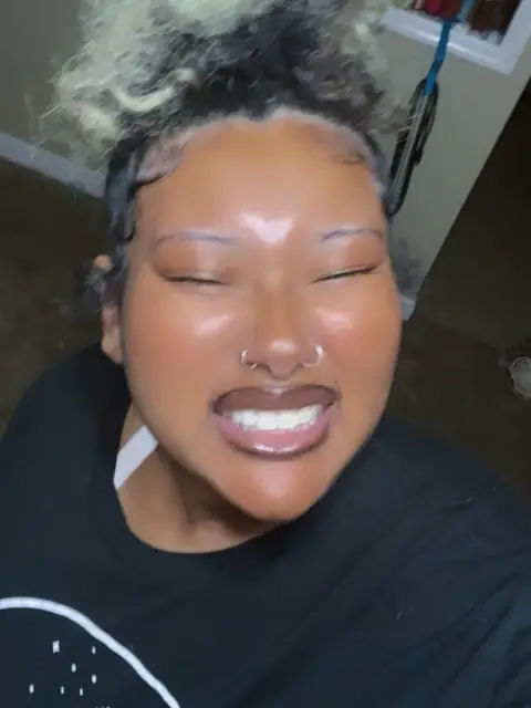 Itsellaaabihhh