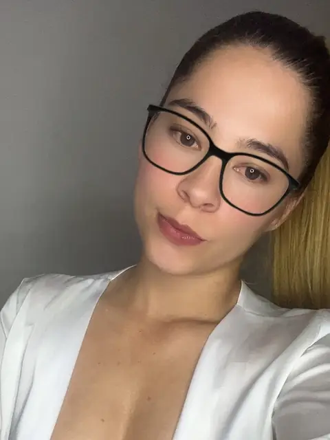 Emma on OnlyFans