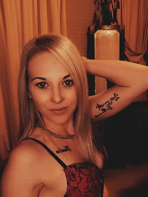Fit Foxxy Content Creator on OnlyFans