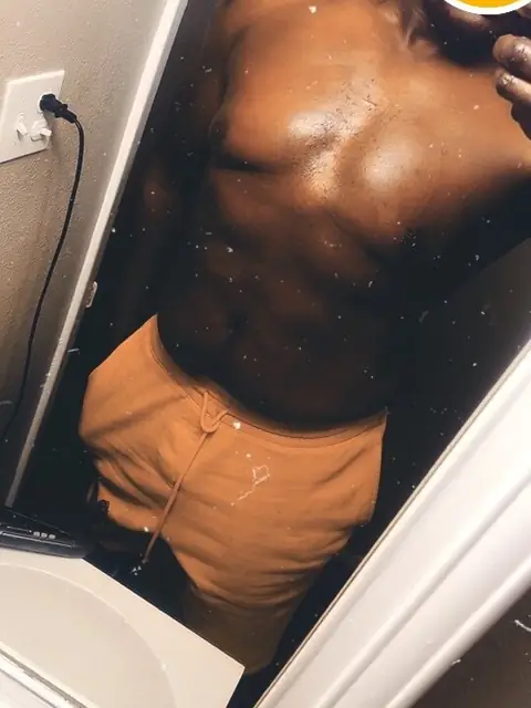 Tyrone on OnlyFans