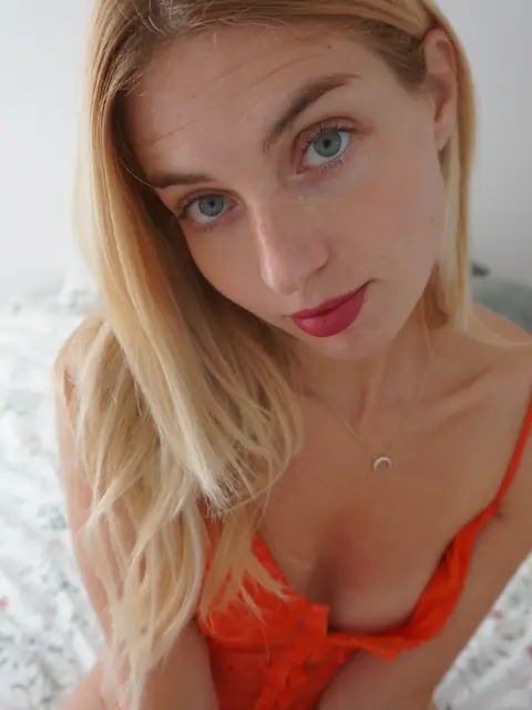 chicahentai on OnlyFans