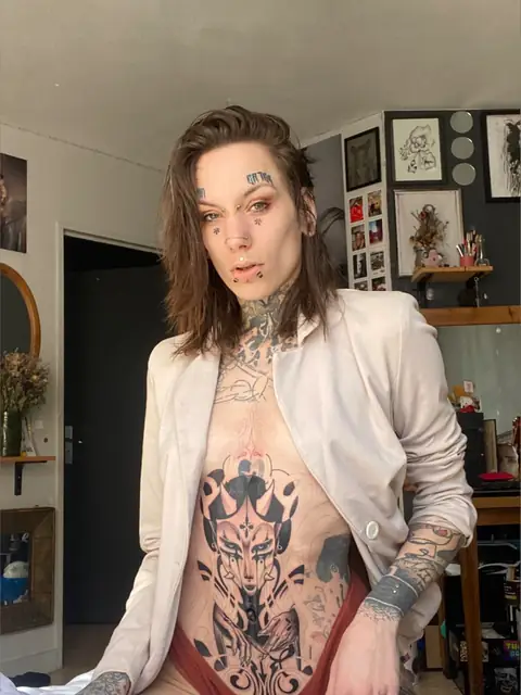 Marion Lct on OnlyFans