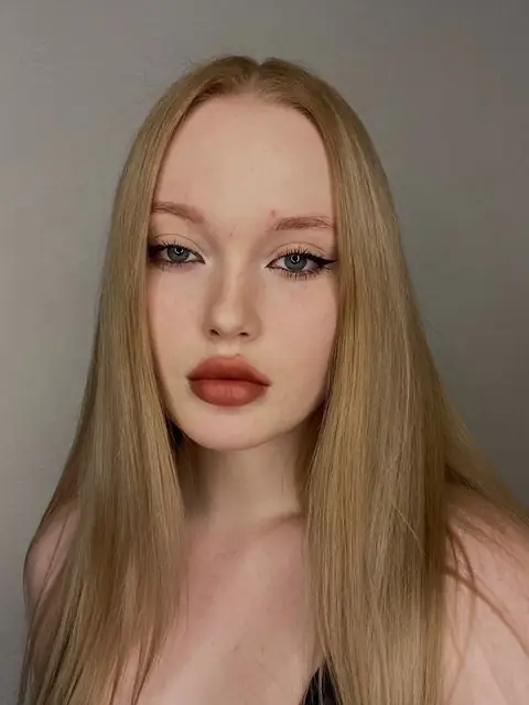 sᴀʙʀɪɴᴀ ᴘʟᴇᴀsᴜʀᴇ 💕