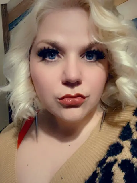 BrattyBlondeBBW