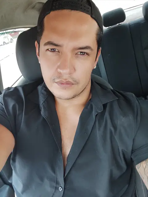 ivan hernandez on OnlyFans